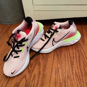 Nike Renew size 7 running shoes